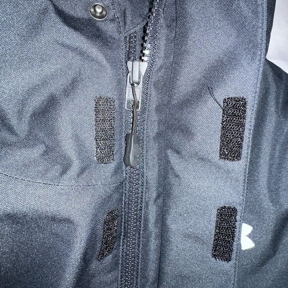 Under Armour Storm Proof Primaloft Black Ski Snowboard Jacket Women’s Small - Picture 11 of 16